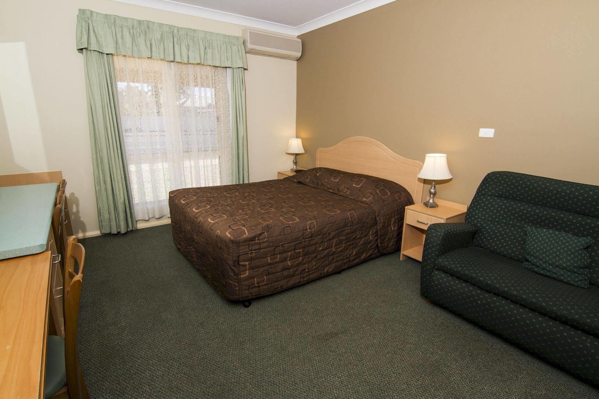 Green Gables Motel Dubbo Ngoại thất bức ảnh